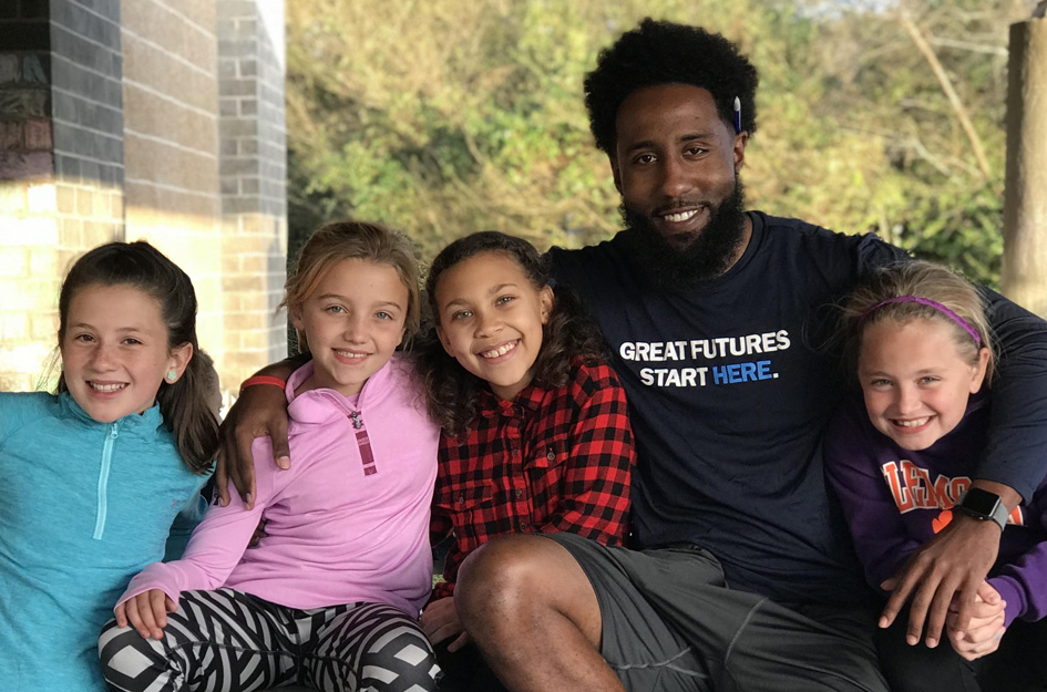 DeVon Holmes with Club kids