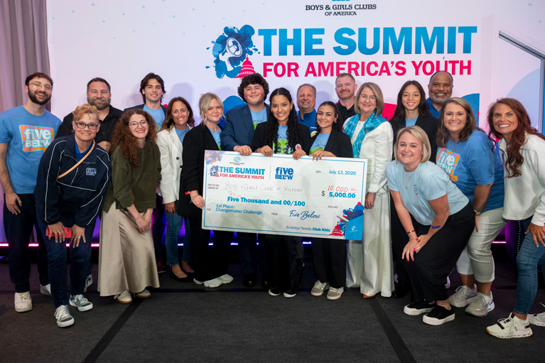 Group photo The Summit for America's Youth