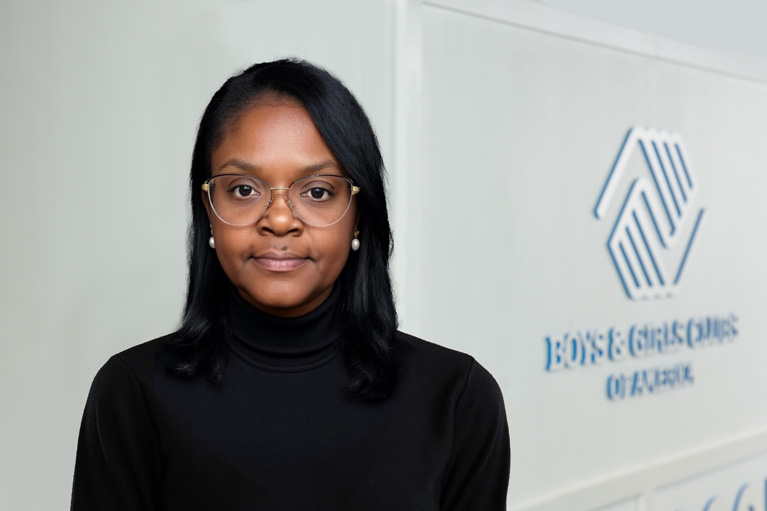 Kelly Reynolds Detail Page